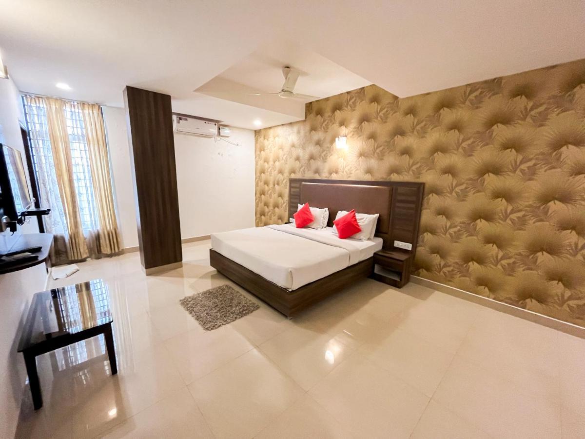 Victory Grand Attibele Hotel ภายนอก รูปภาพ
